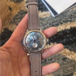 Shinola runwell mother of pearls Gray Women's analog watch